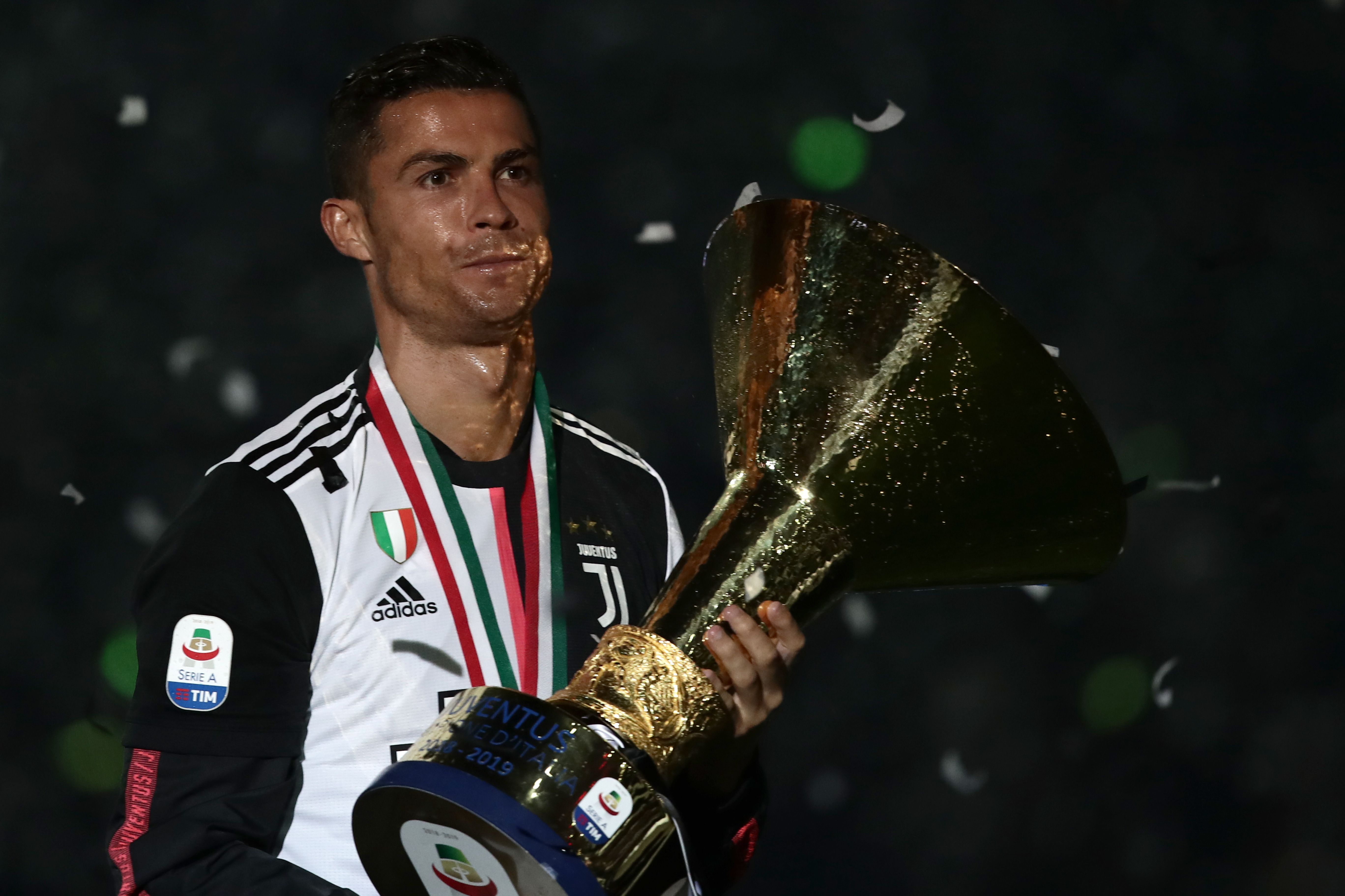 受巨大的压 受巨大的压