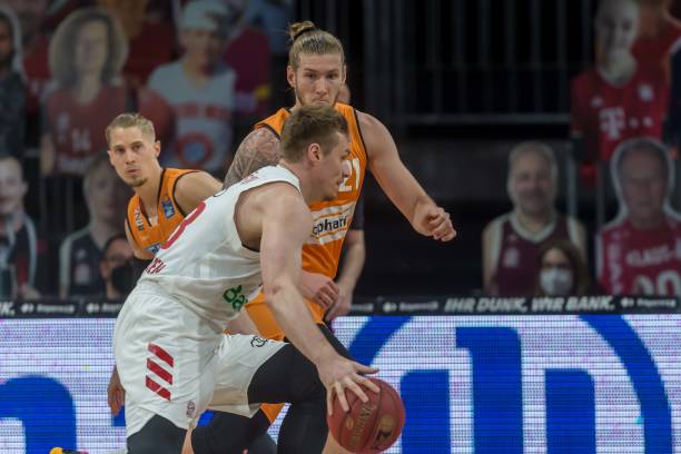 中的状态与 中的状态与