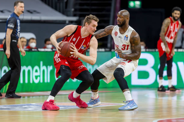 处乱不惊的 处乱不惊的